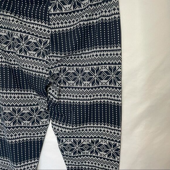 No Boundaries women’s stretch capris size Large - Picture 7 of 8